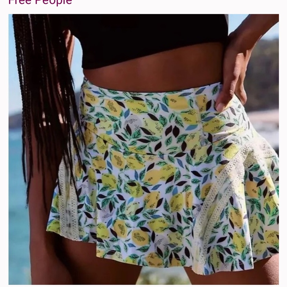 New with tags FP MOVEMENT pleats and thank you skort size large